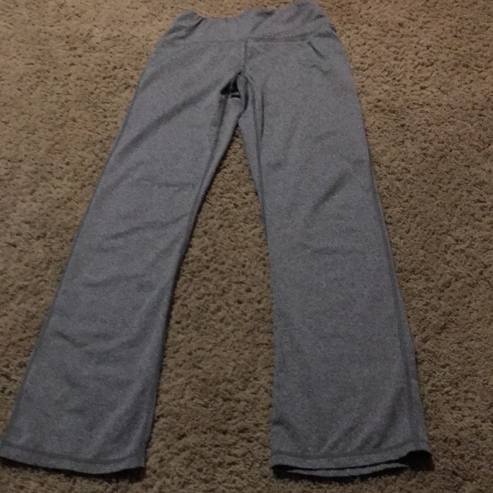 Reebok athletic stretch gray workout/running pants Sz S/M?